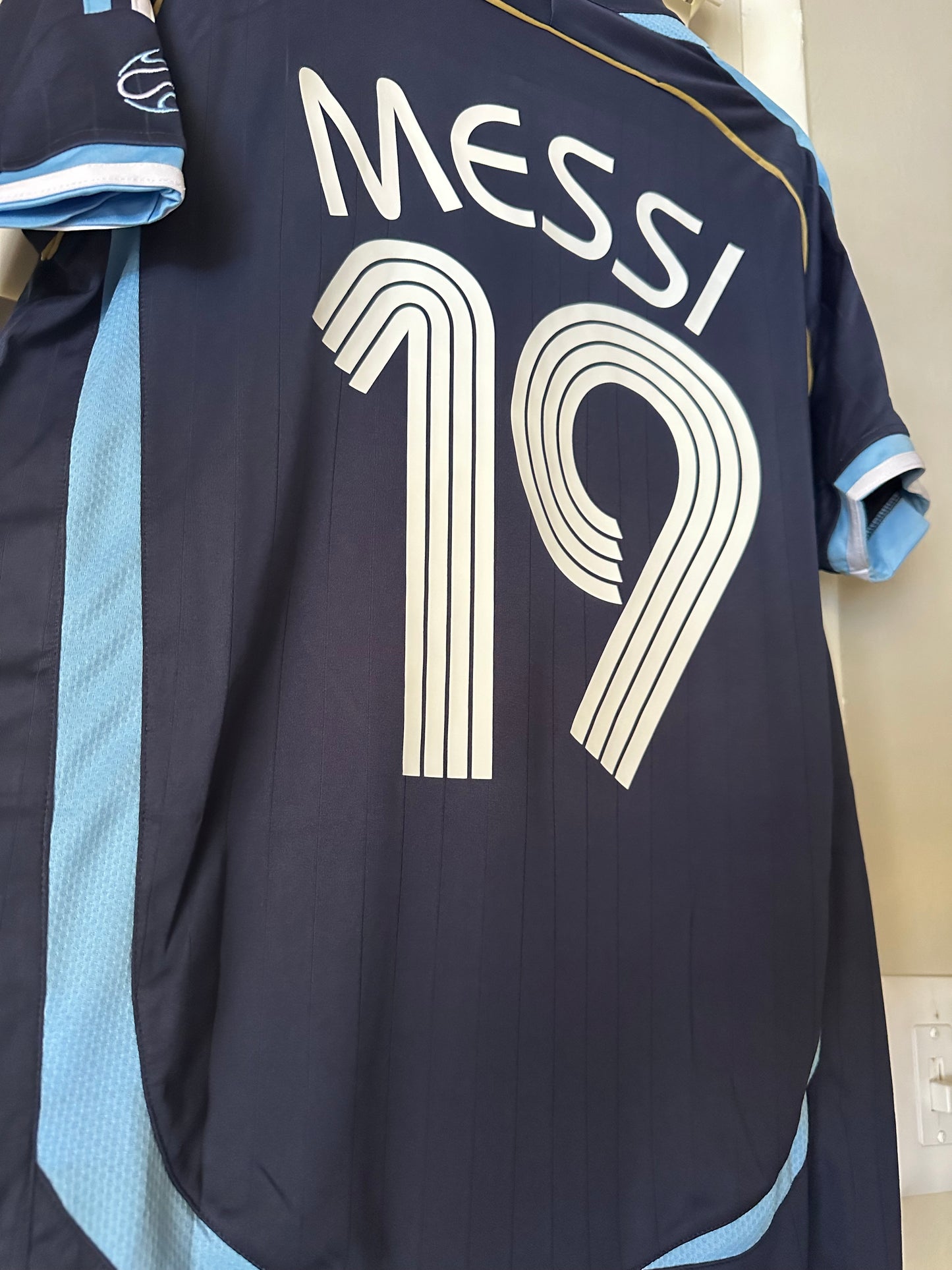 Argentina Messi #19 Retro Soccer Jersey Away Blue 2006 FWC Men Size Shirt