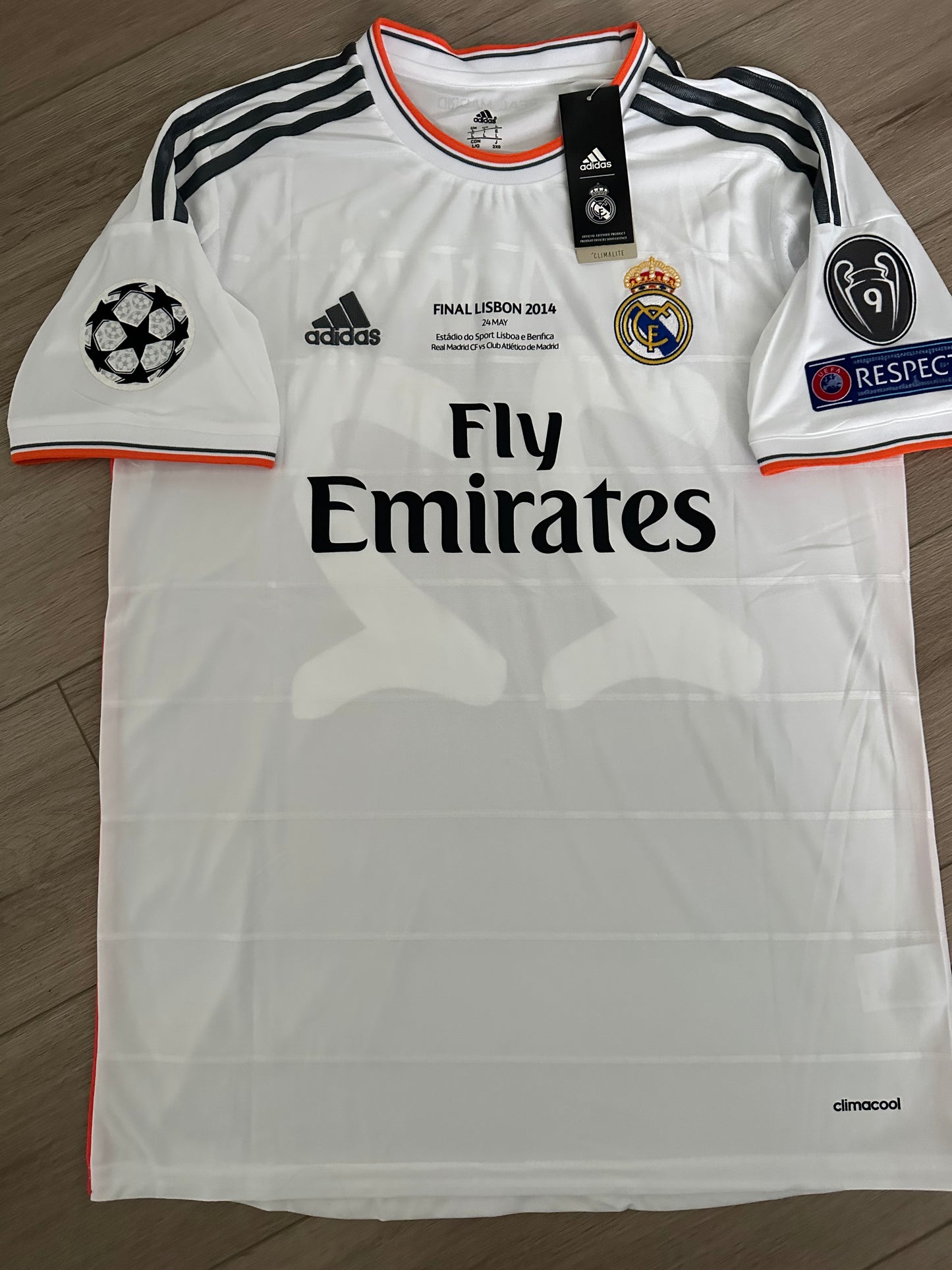 Real Madrid Angel Di Maria #11 2014 Retro Soccer Jersey UCL Finals #22 Home Men