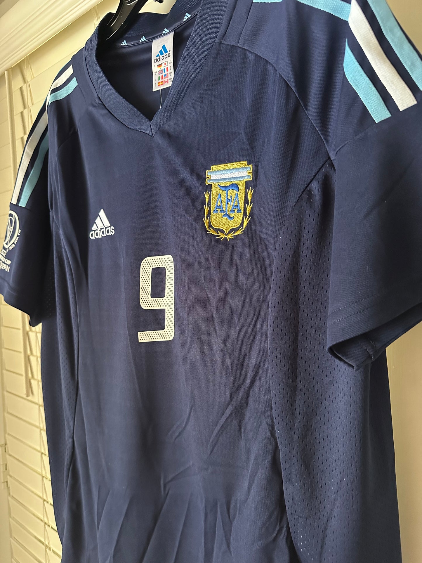 Argentina Gabriel Batistuta #9 Retro Soccer Jersey Away Blue FWC 2002 Men Size