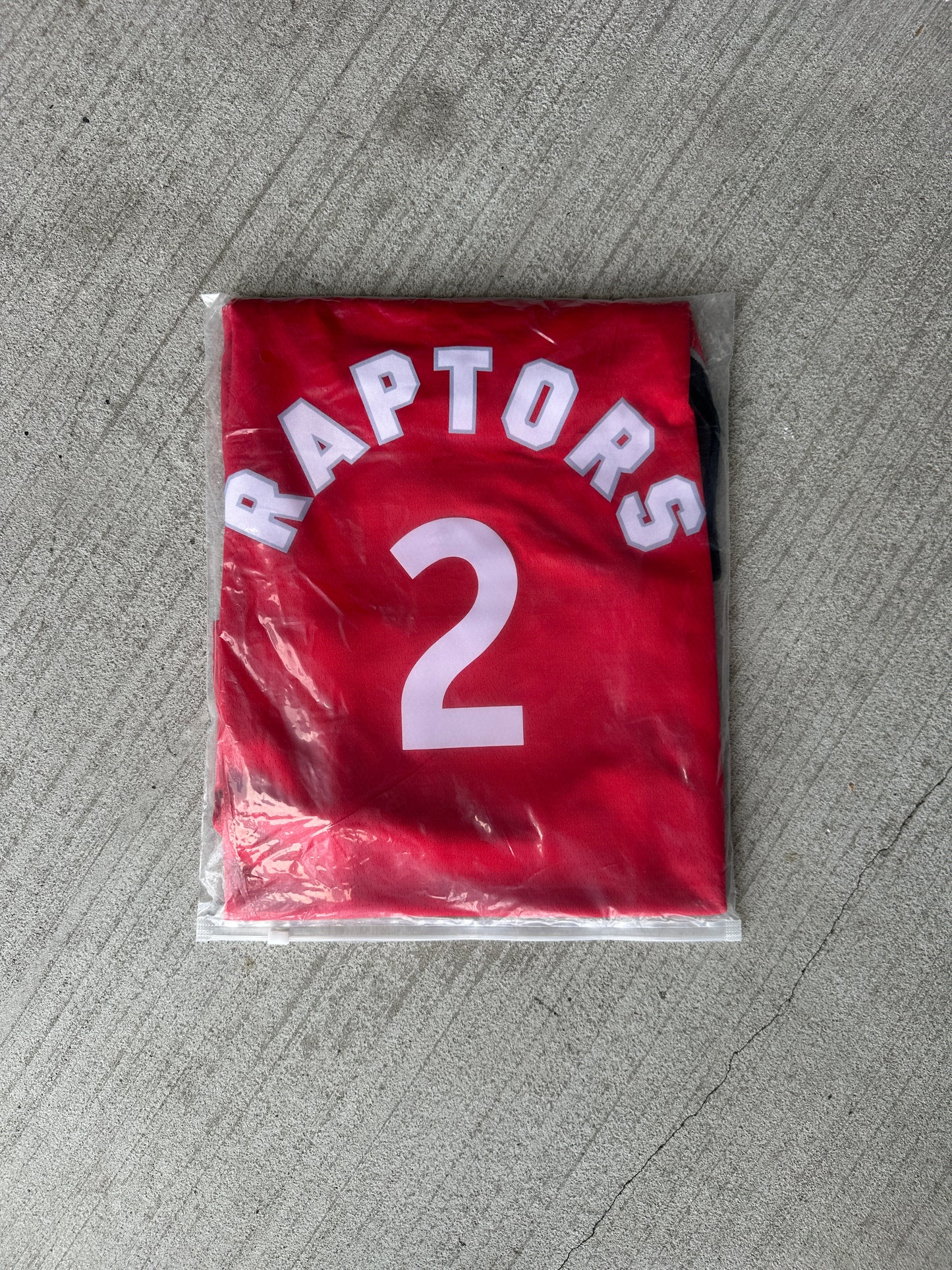 Toronto Raptors Leonard #2 Red Jersey – NBA Finals Champion – Iconic Basketball Kit